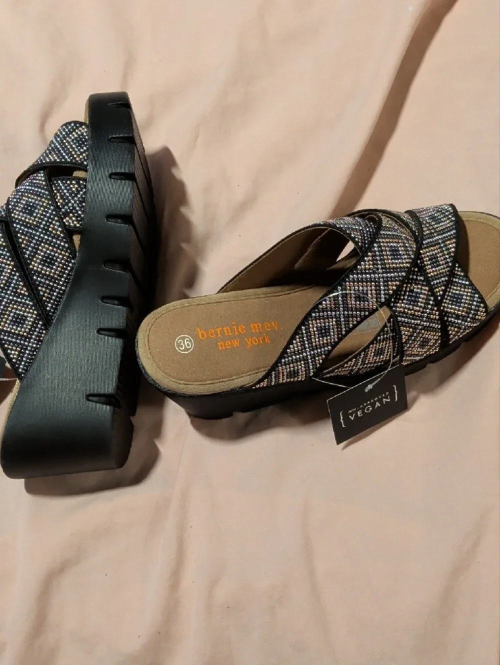bernie mev. slip wedges